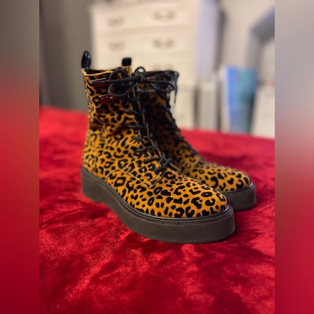 Diane Von Furstenberg DVF In Charge Leopard Ankle Boots‎ 6.5 - Picture 2 of 16